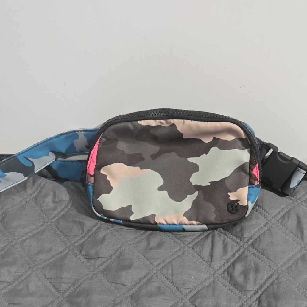 Lululemon Waist Belt